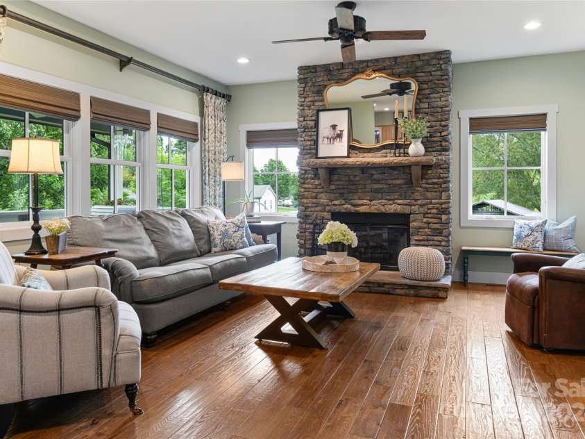 144 Golf Course Road, Waynesville, NC 28786.  MLS# CAR4164891, YatesRealty ID 159. 