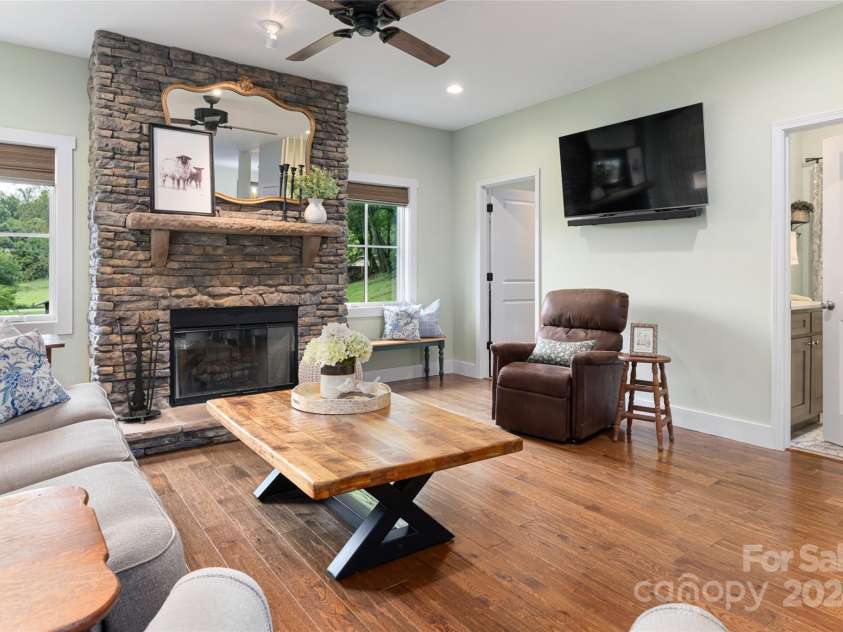 144 Golf Course Road, Waynesville, NC 28786.  MLS# CAR4164891, YatesRealty ID 159. 