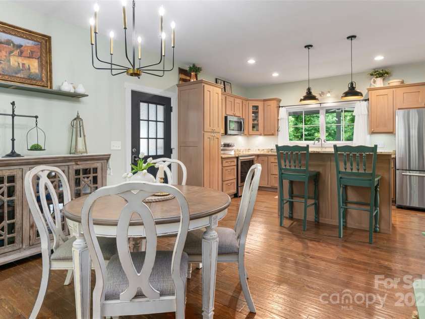 144 Golf Course Road, Waynesville, NC 28786.  MLS# CAR4164891, YatesRealty ID 159. 