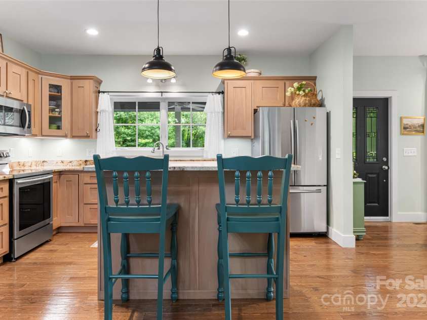 144 Golf Course Road, Waynesville, NC 28786.  MLS# CAR4164891, YatesRealty ID 159. 