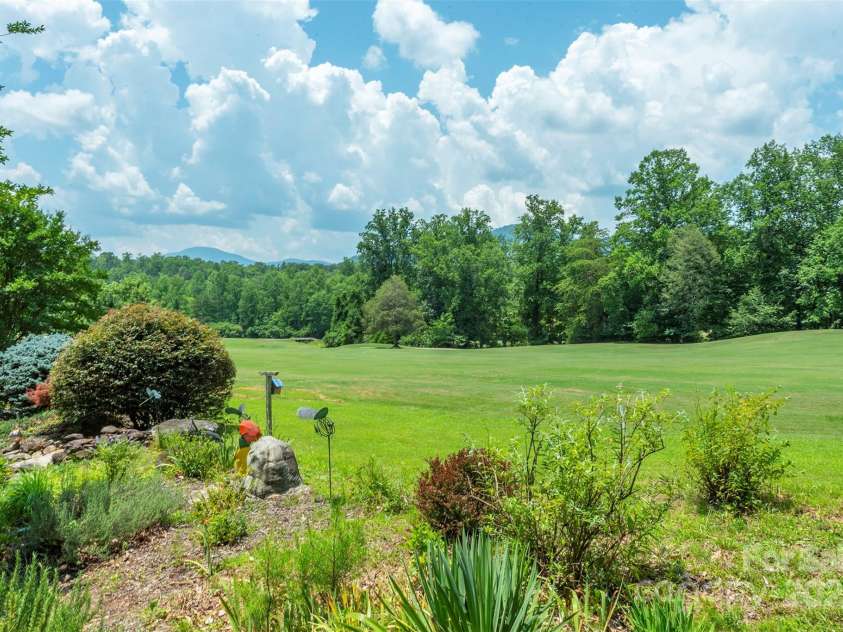 141 Courtland Court, Lake Lure, NC 28746.  MLS# CAR4274567, YatesRealty ID 1590. 