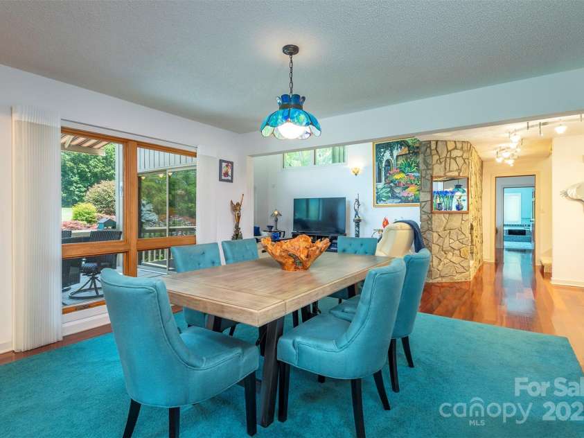 141 Courtland Court, Lake Lure, NC 28746.  MLS# CAR4274567, YatesRealty ID 1590. 