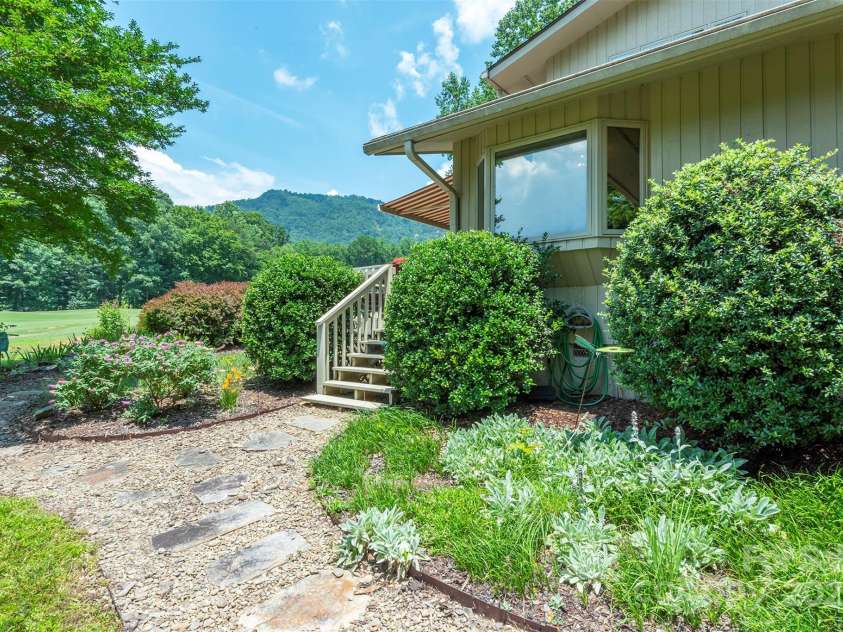 141 Courtland Court, Lake Lure, NC 28746.  MLS# CAR4274567, YatesRealty ID 1590. 