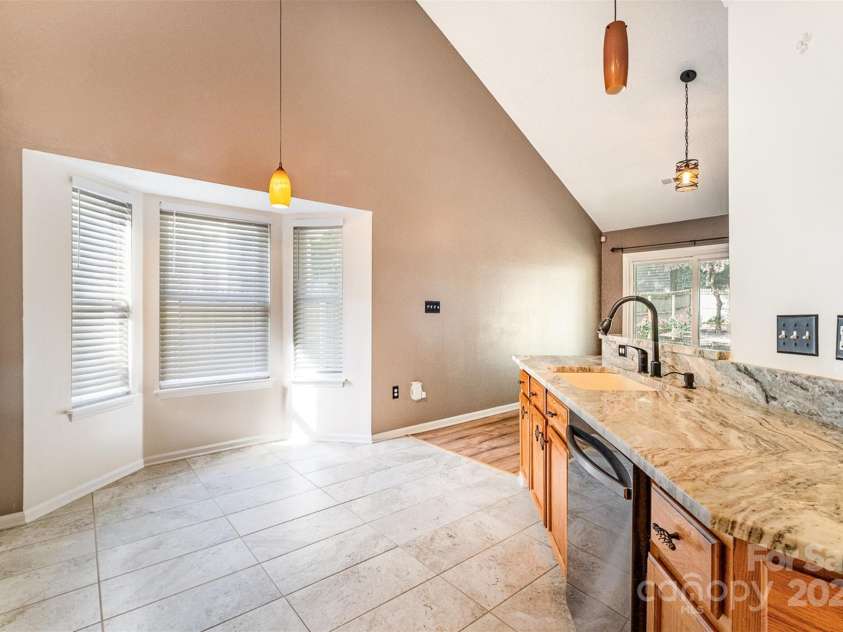 3505 Frostmoor Place, Charlotte, NC 28269.  MLS# CAR4259668, YatesRealty ID 15900. 