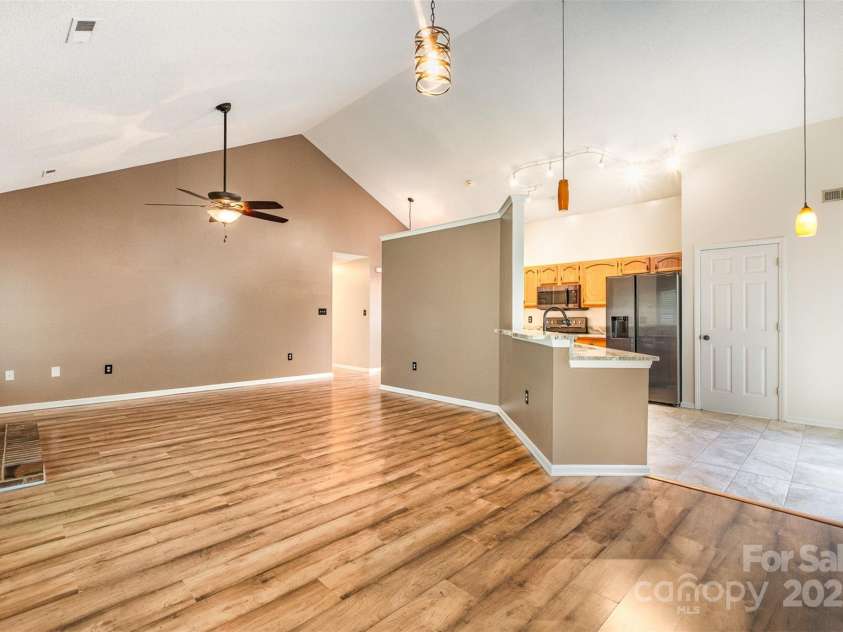 3505 Frostmoor Place, Charlotte, NC 28269.  MLS# CAR4259668, YatesRealty ID 15900. 