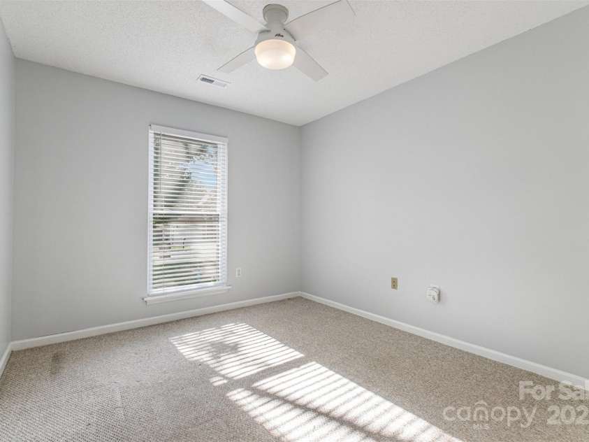3505 Frostmoor Place, Charlotte, NC 28269.  MLS# CAR4259668, YatesRealty ID 15900. 