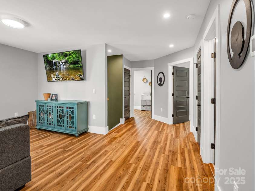 20 Phillip Lane, Arden, NC 28704.  MLS# CAR4259967, YatesRealty ID 15901. 