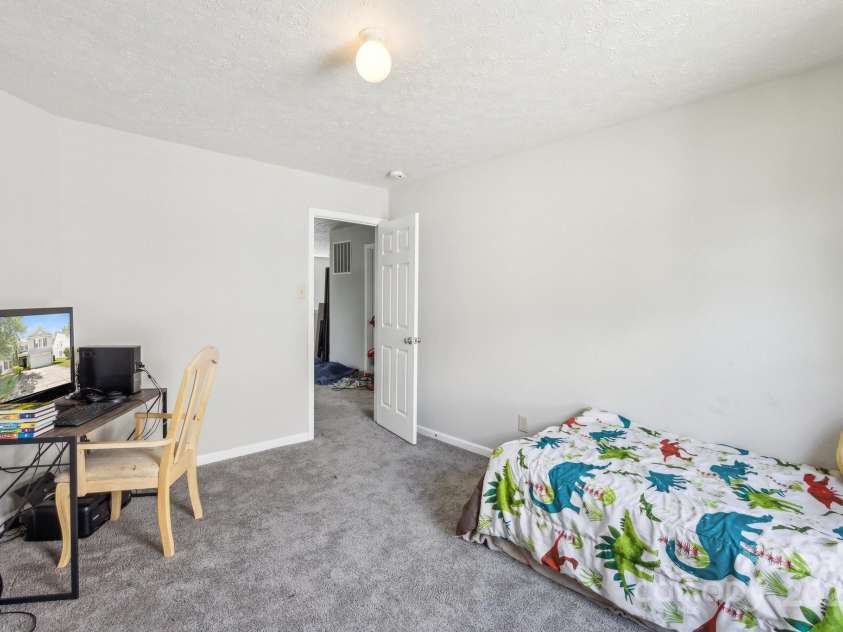 5611 Hammermill Drive, Harrisburg, NC 28075.  MLS# CAR4247140, YatesRealty ID 15902. 