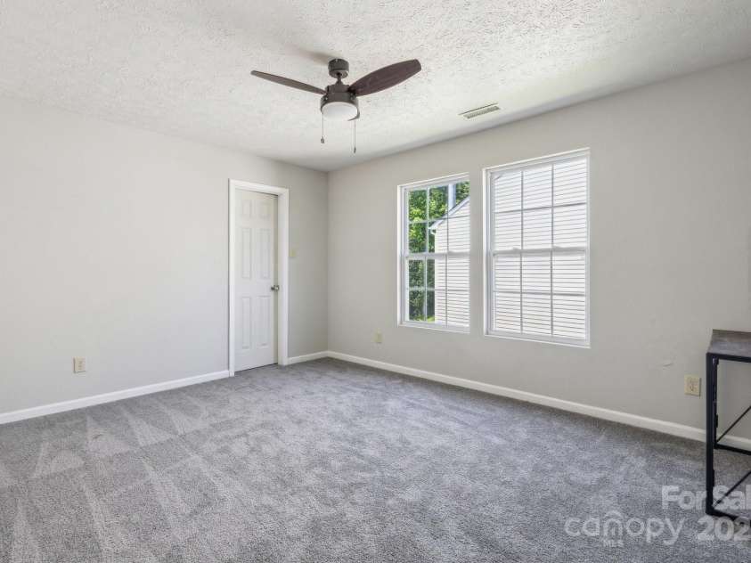 5611 Hammermill Drive, Harrisburg, NC 28075.  MLS# CAR4247140, YatesRealty ID 15902. Loft