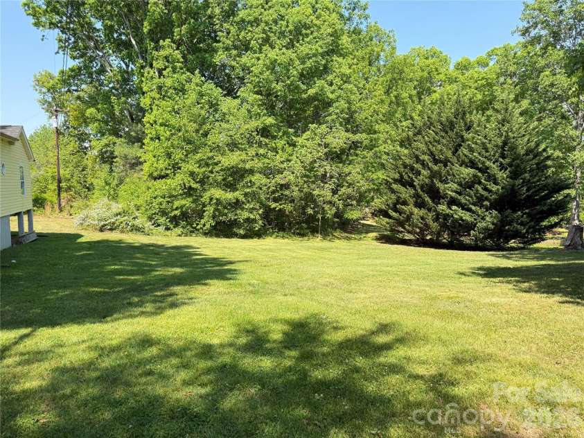 1442 Lee Pearson Road, Lenoir, NC 28645.  MLS# CAR4374752, YatesRealty ID 15903. Back Yard