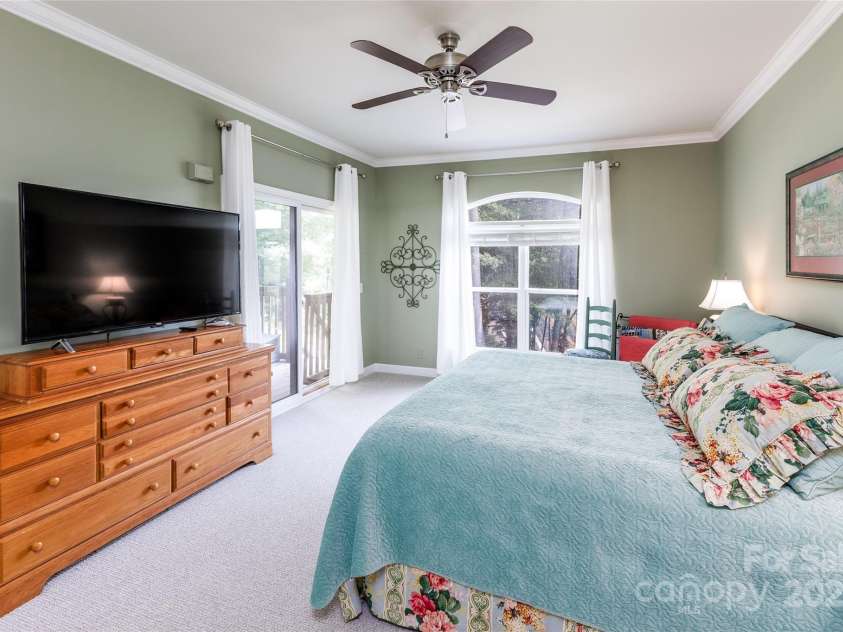 30 Lower Tanglewood Road, Lake Toxaway, NC 28747.  MLS# CAR4176732, YatesRealty ID 15904. 