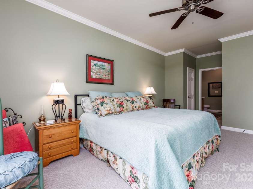 30 Lower Tanglewood Road, Lake Toxaway, NC 28747.  MLS# CAR4176732, YatesRealty ID 15904. 