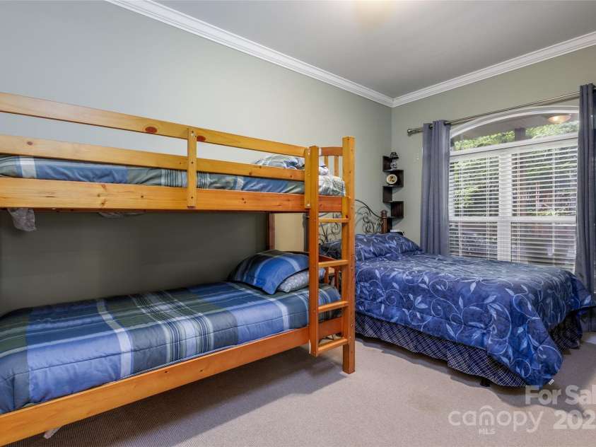 30 Lower Tanglewood Road, Lake Toxaway, NC 28747.  MLS# CAR4176732, YatesRealty ID 15904. 