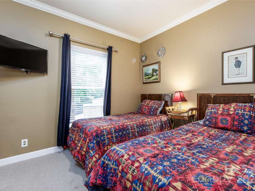 30 Lower Tanglewood Road, Lake Toxaway, NC 28747.  MLS# CAR4176732, YatesRealty ID 15904. 