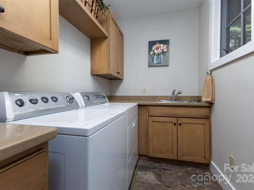 315 Jocassee Trail, Sapphire, NC 28774.  MLS# CAR4237520, YatesRealty ID 15906. 
