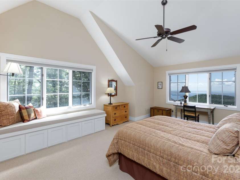 315 Jocassee Trail, Sapphire, NC 28774.  MLS# CAR4237520, YatesRealty ID 15906. 