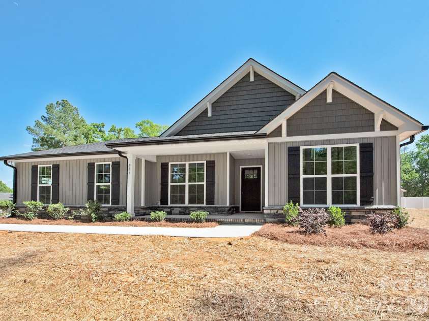 586 Wilhelm Place, Concord, NC 28025.  MLS# CAR4374931, YatesRealty ID 15909. 