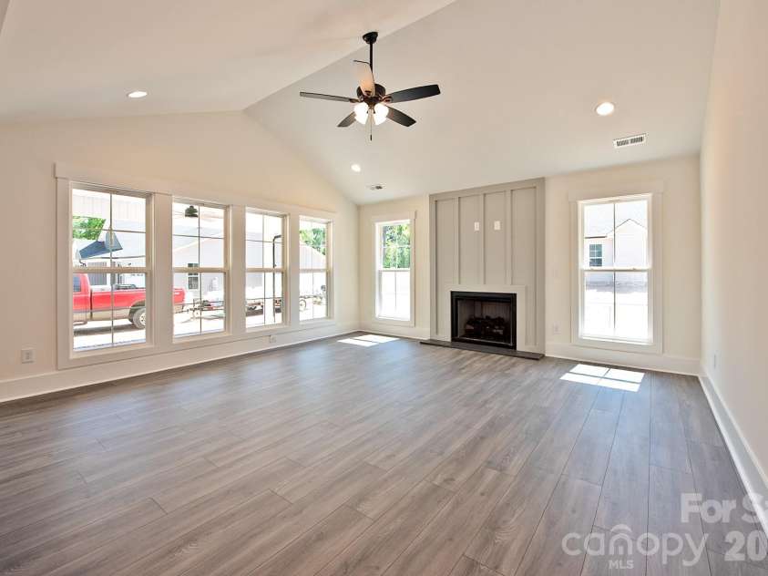 586 Wilhelm Place, Concord, NC 28025.  MLS# CAR4374931, YatesRealty ID 15909. 