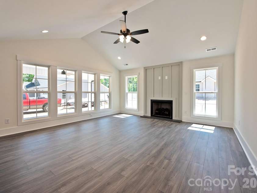 586 Wilhelm Place, Concord, NC 28025.  MLS# CAR4374931, YatesRealty ID 15909. 