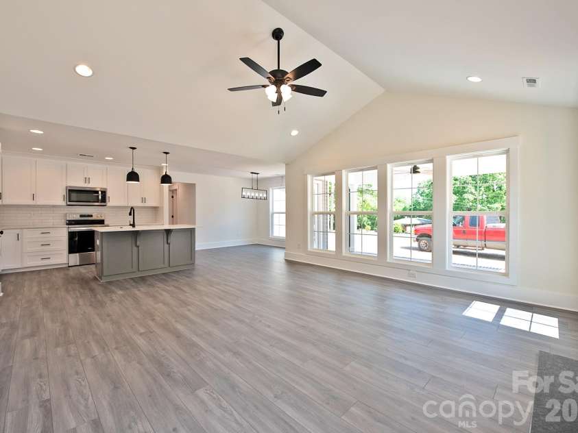586 Wilhelm Place, Concord, NC 28025.  MLS# CAR4374931, YatesRealty ID 15909. 