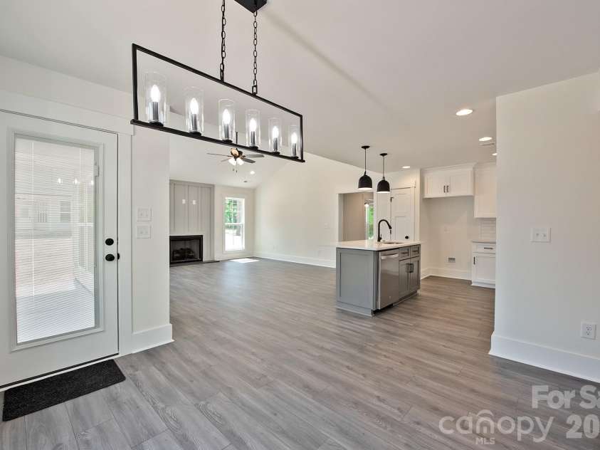 586 Wilhelm Place, Concord, NC 28025.  MLS# CAR4374931, YatesRealty ID 15909. 
