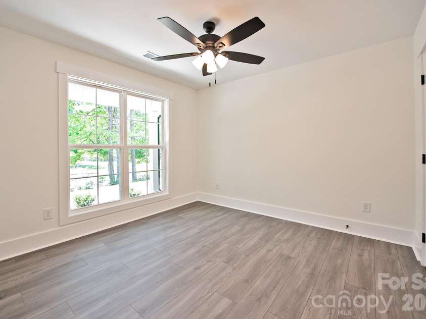 586 Wilhelm Place, Concord, NC 28025.  MLS# CAR4374931, YatesRealty ID 15909. 