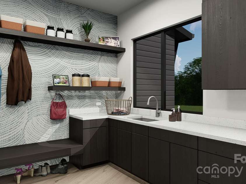 140 Summit Tower Circle, Asheville, NC 28804.  MLS# CAR4304165, YatesRealty ID 1591. 