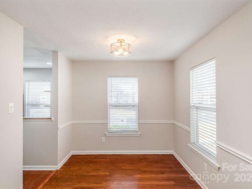3610 Melrose Cottage Drive, Matthews, NC 28105.  MLS# CAR4223491, YatesRealty ID 1591. Dining Area