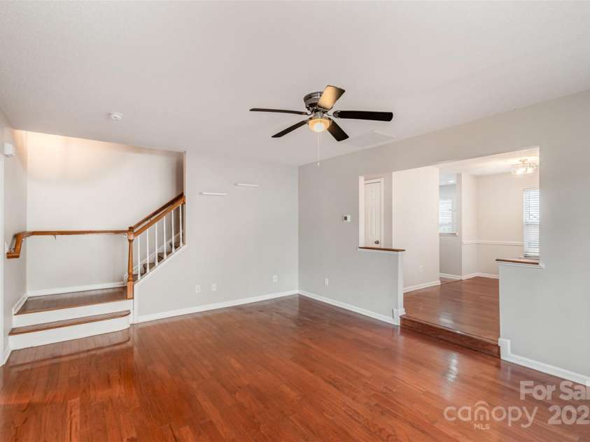 3610 Melrose Cottage Drive, Matthews, NC 28105.  MLS# CAR4223491, YatesRealty ID 1591. Living Room