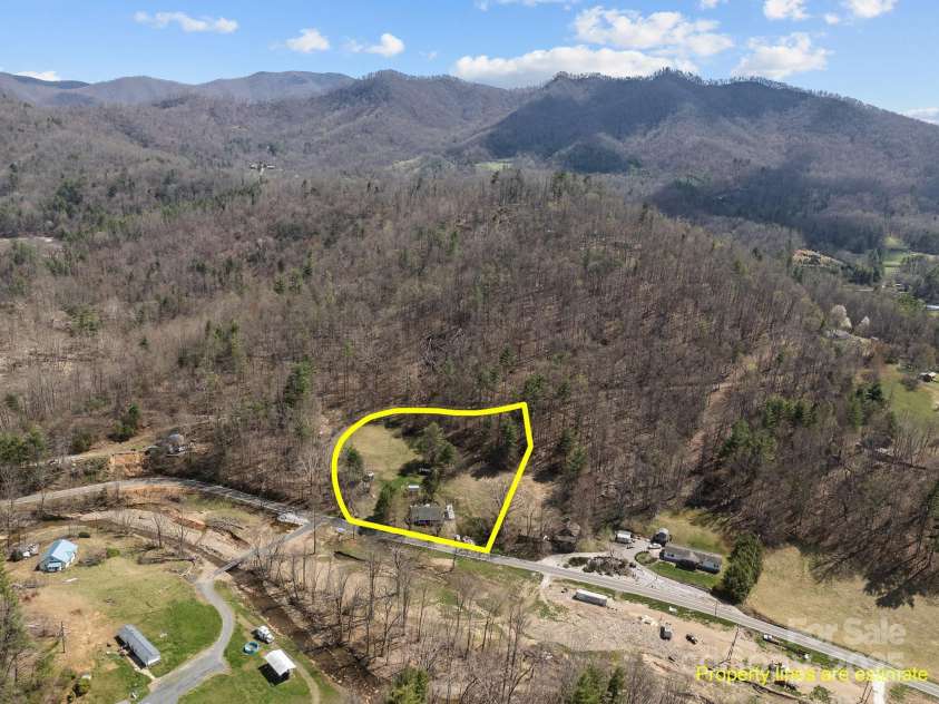 3004 Cane Creek Road, Bakersville, NC 28705.  MLS# CAR4240677, YatesRealty ID 15910. 