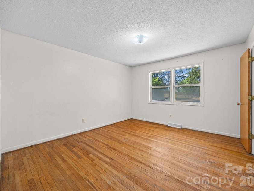 1766 Sturgis Road, Rock Hill, SC 29730.  MLS# CAR4373639, YatesRealty ID 15911. 