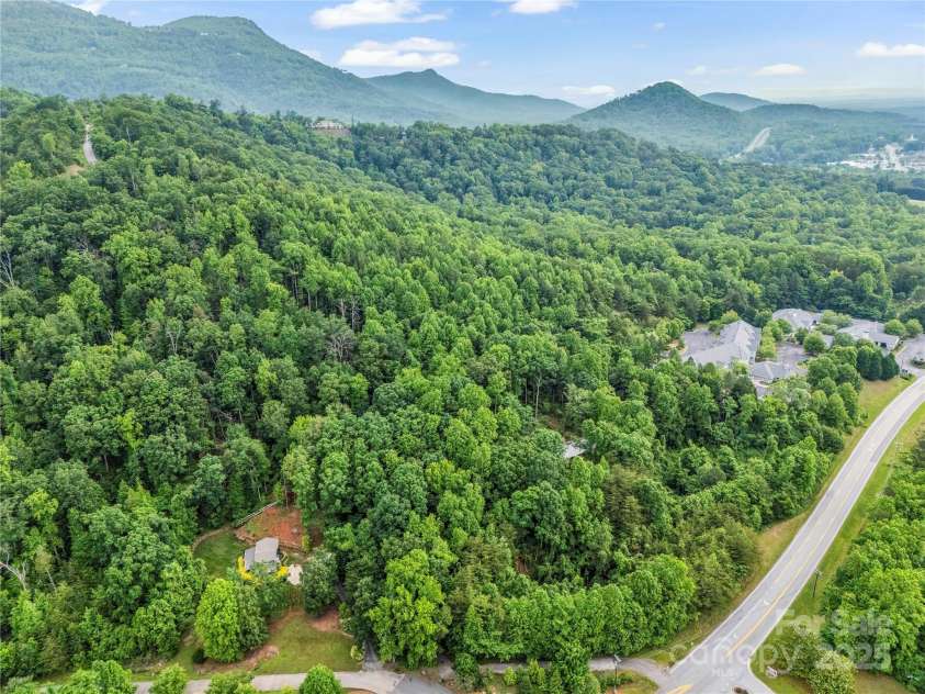 200 Little Wings Mountain Road, Columbus, NC 28722.  MLS# CAR4289310, YatesRealty ID 15911. Drone Footage