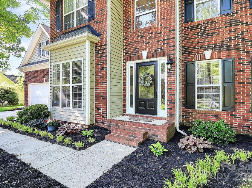 516 Aspen Lane, Indian Trail, NC 28079.  MLS# CAR4256015, YatesRealty ID 15913. 