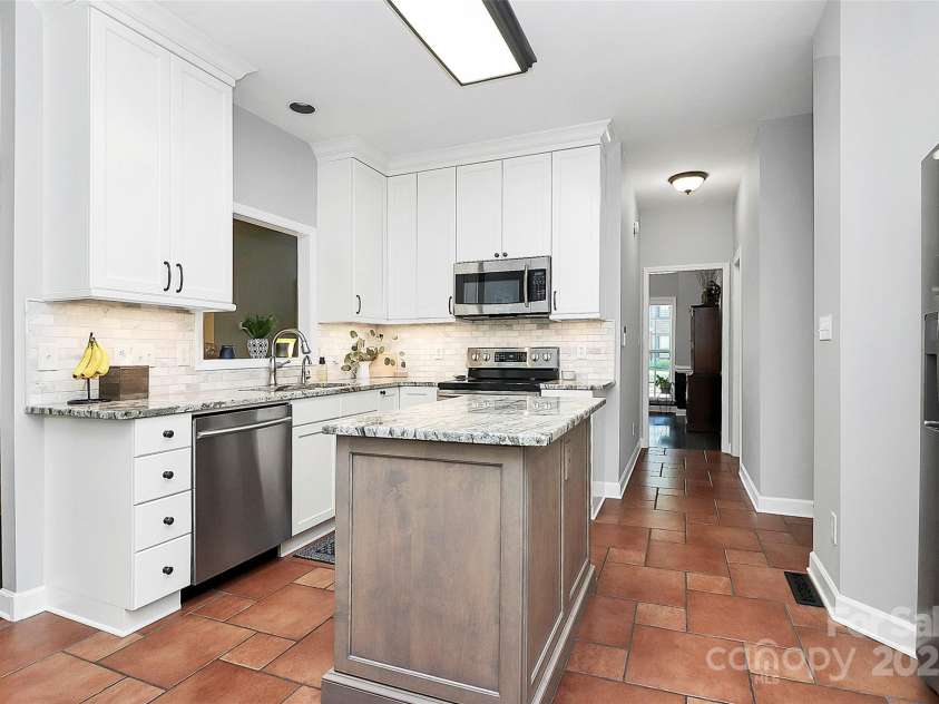 516 Aspen Lane, Indian Trail, NC 28079.  MLS# CAR4256015, YatesRealty ID 15913. 