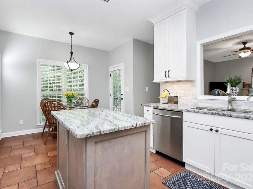 516 Aspen Lane, Indian Trail, NC 28079.  MLS# CAR4256015, YatesRealty ID 15913. 