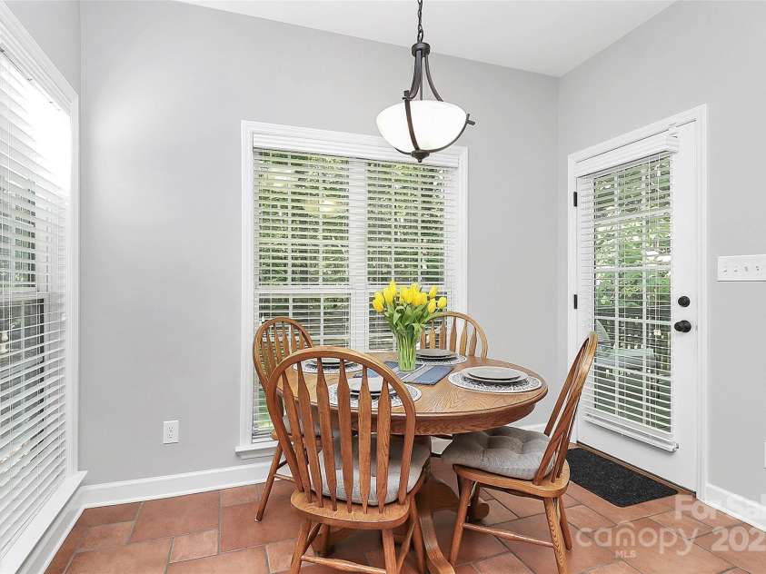 516 Aspen Lane, Indian Trail, NC 28079.  MLS# CAR4256015, YatesRealty ID 15913. 