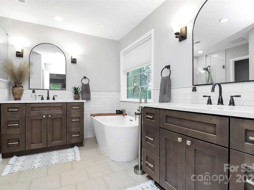 516 Aspen Lane, Indian Trail, NC 28079.  MLS# CAR4256015, YatesRealty ID 15913. 