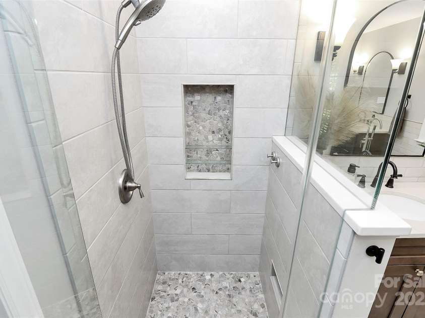 516 Aspen Lane, Indian Trail, NC 28079.  MLS# CAR4256015, YatesRealty ID 15913. 