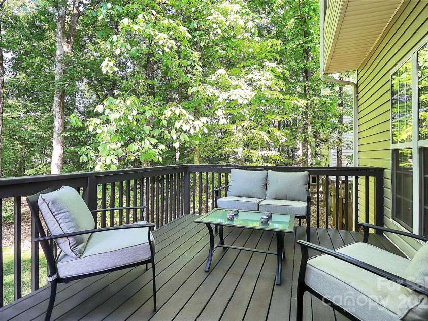 516 Aspen Lane, Indian Trail, NC 28079.  MLS# CAR4256015, YatesRealty ID 15913. 