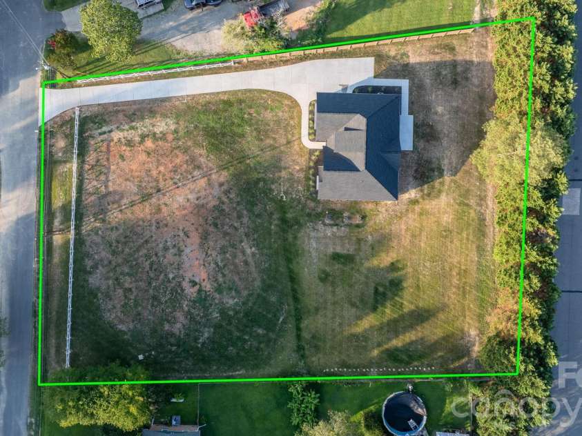 520 Allen Way, Indian Trail, NC 28079.  MLS# CAR4399209, YatesRealty ID 15915. 