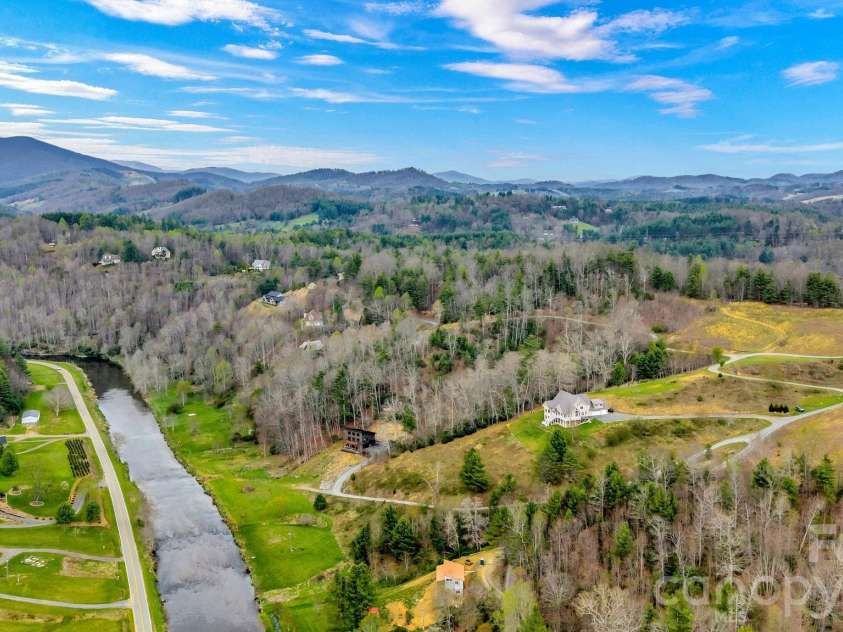 361 Osprey Place, West Jefferson, NC 28694.  MLS# CAR4374542, YatesRealty ID 15917. 