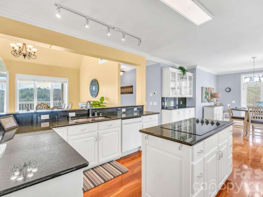 361 Osprey Place, West Jefferson, NC 28694.  MLS# CAR4374542, YatesRealty ID 15917. 