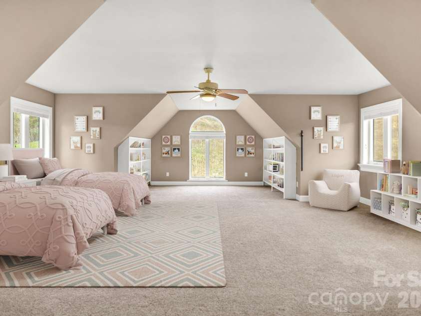 361 Osprey Place, West Jefferson, NC 28694.  MLS# CAR4374542, YatesRealty ID 15917. 