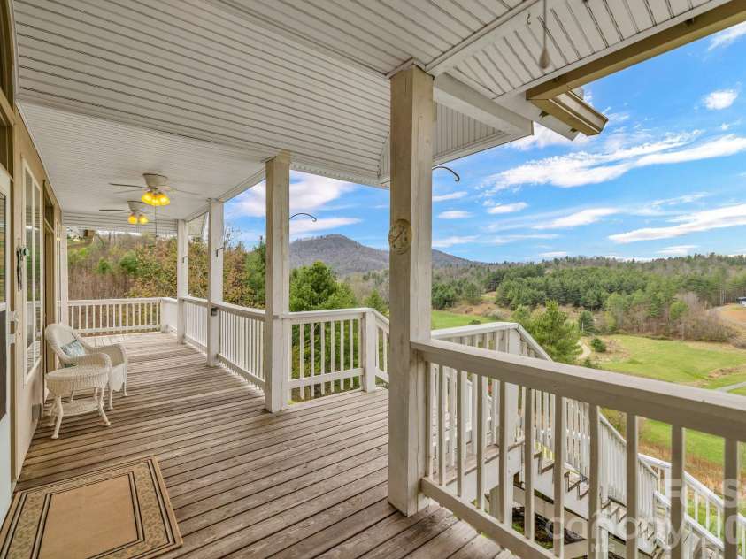 361 Osprey Place, West Jefferson, NC 28694.  MLS# CAR4374542, YatesRealty ID 15917. 