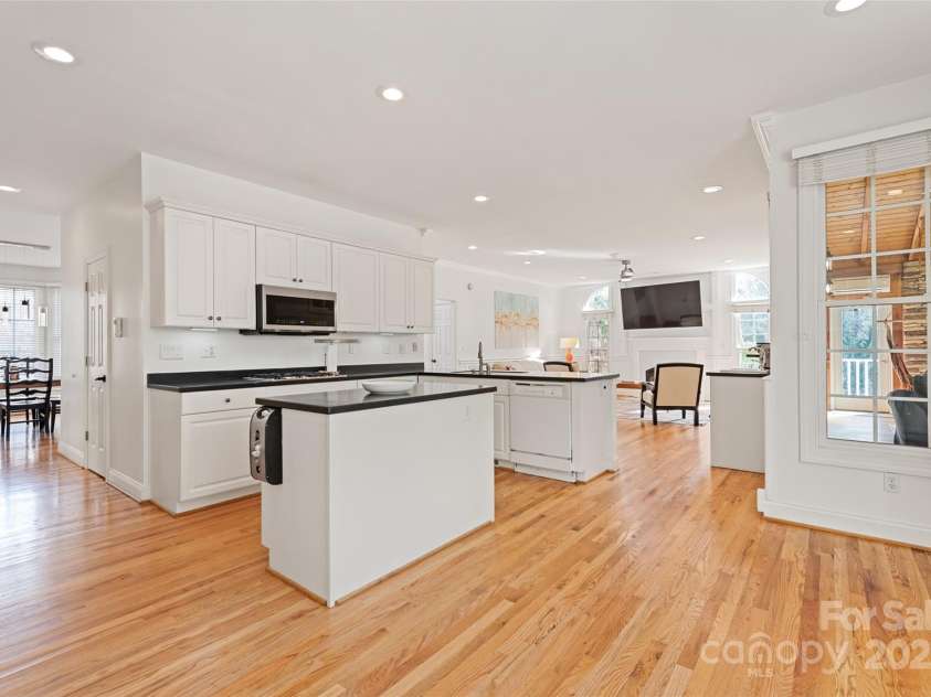 149 Southbrook Lane, Fletcher, NC 28732.  MLS# CAR4221393, YatesRealty ID 15918. 