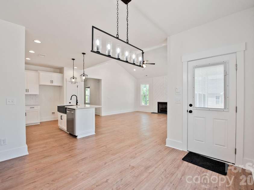 580 Wilhelm Place, Concord, NC 28025.  MLS# CAR4375034, YatesRealty ID 15919. 