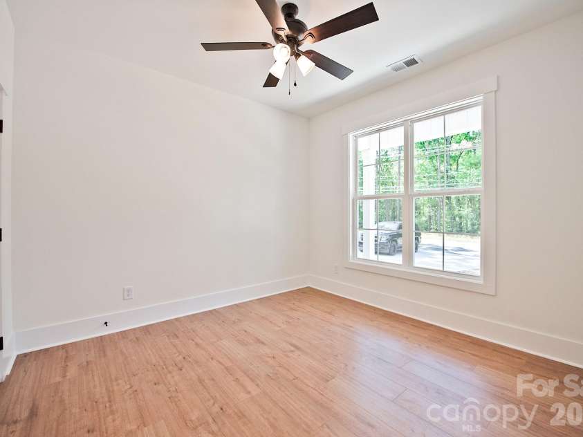 580 Wilhelm Place, Concord, NC 28025.  MLS# CAR4375034, YatesRealty ID 15919. 