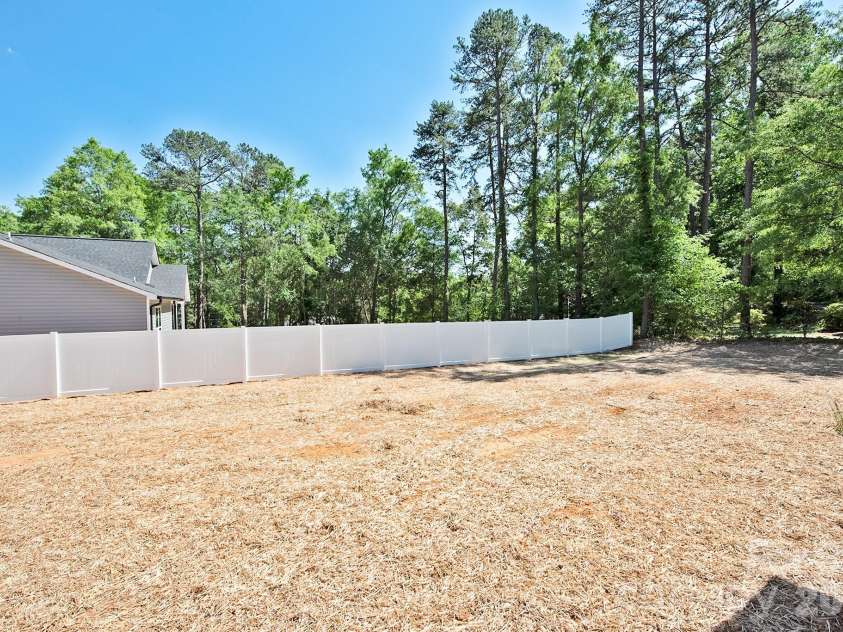 580 Wilhelm Place, Concord, NC 28025.  MLS# CAR4375034, YatesRealty ID 15919. 