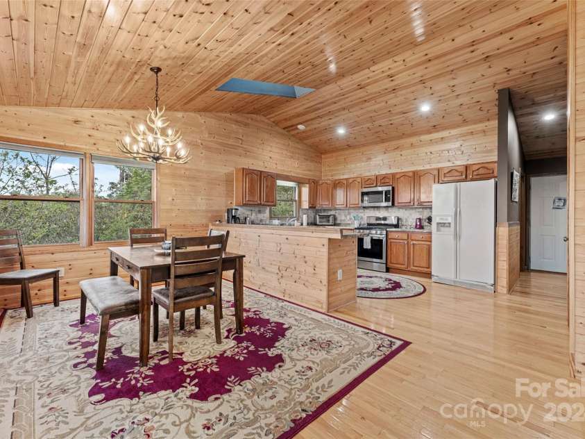 70 Moor Lane, Brevard, NC 28712.  MLS# CAR4134812, YatesRealty ID 1592. 