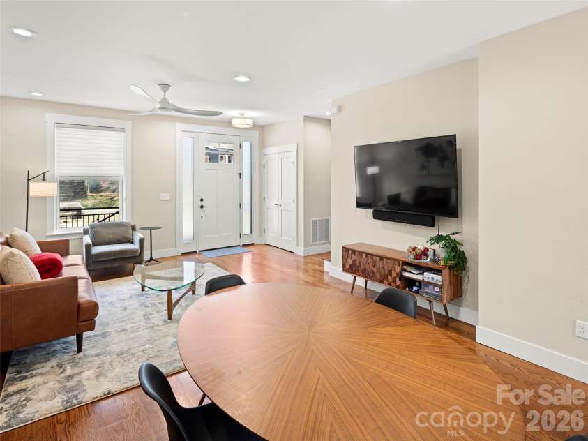 221 Broadway Street, Asheville, NC 28801.  MLS# CAR4372780, YatesRealty ID 15921. 